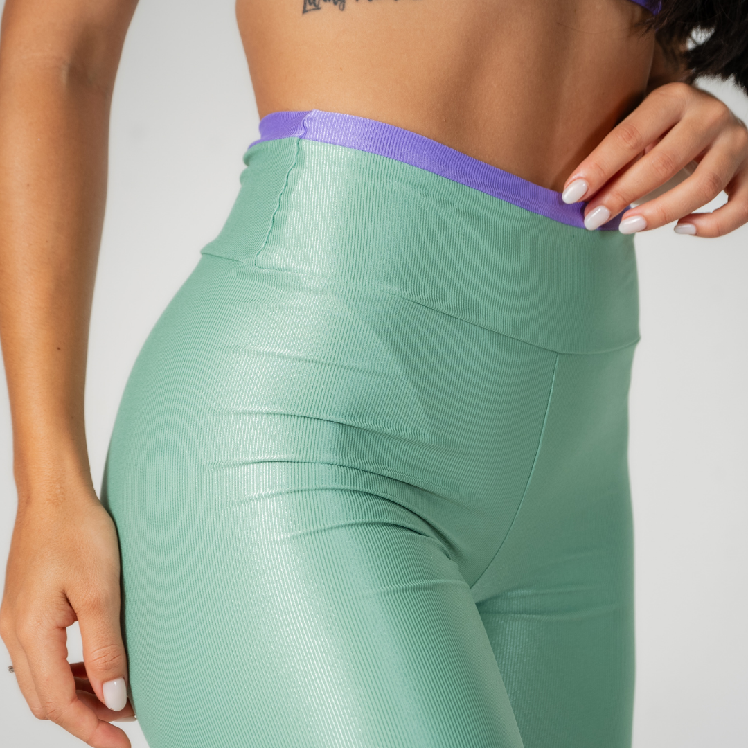 Nati 2-Piece Shorts & Bicolor Top Set - Glow Collection
